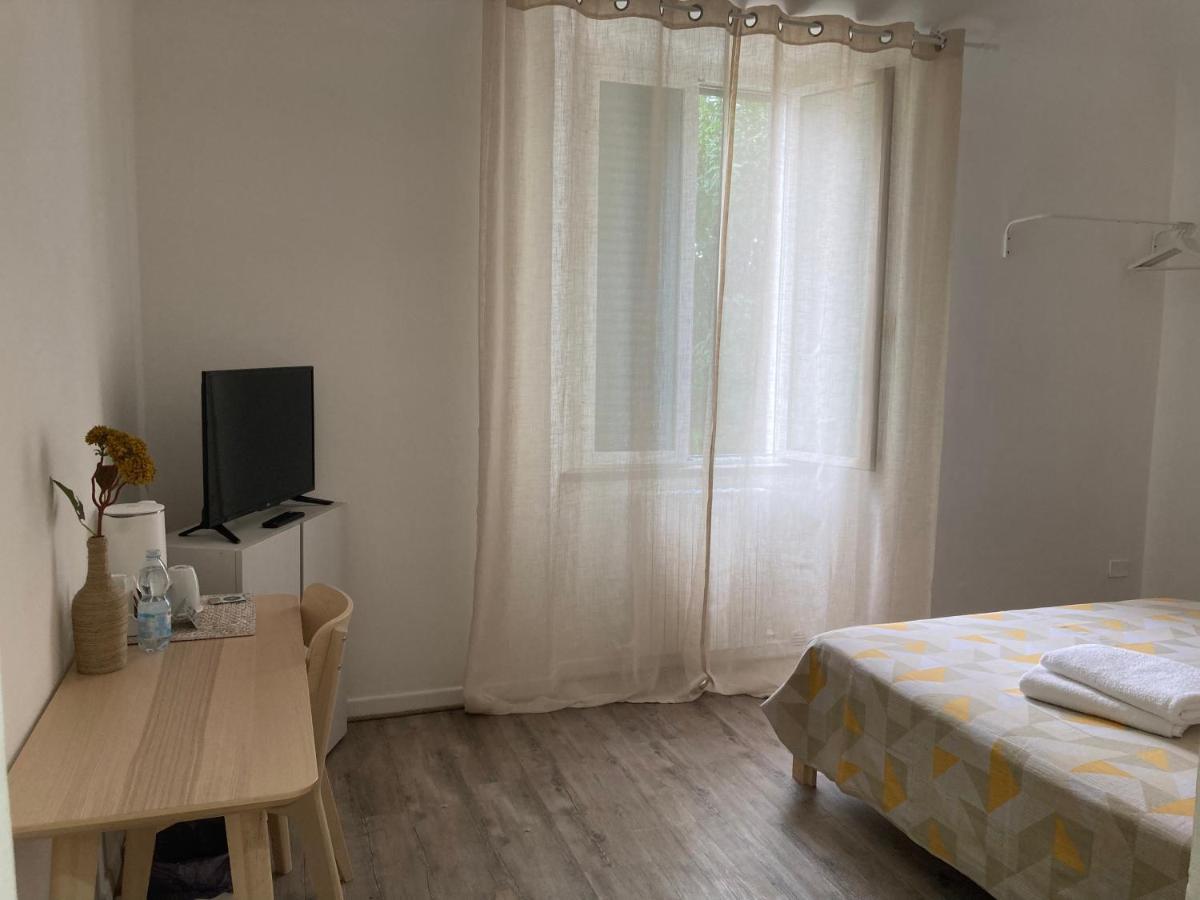 マリーナ・ディ・ピサ Sunrise Bed & Breakfast エクステリア 写真